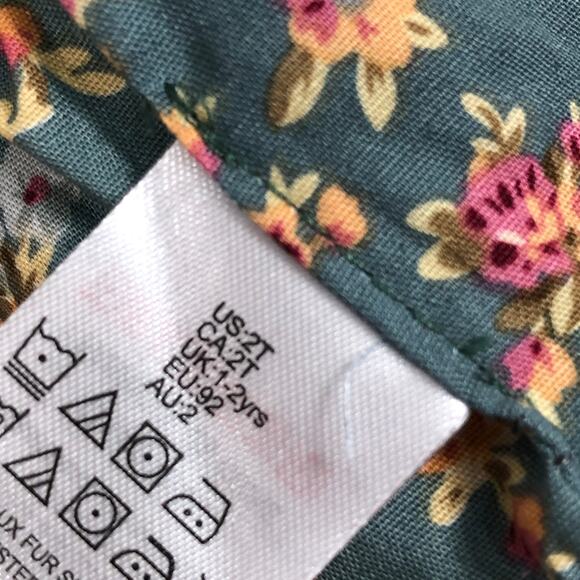 FAUX FUR GIRLS VEST SIZE 2T - Picture 2 of 2